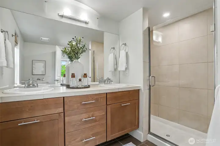Big walk in shower.