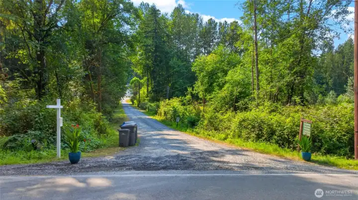 This is the access turn off of Yew Way... straight up the drive to 19232 This is the access turn off of Yew Way... straight up the drive to 19232