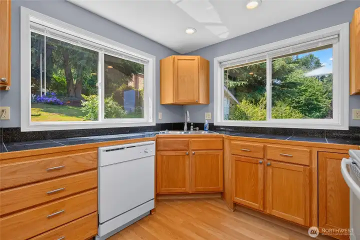 Full Kitchen above, with Shop area below Full Kitchen above, with Shop area below