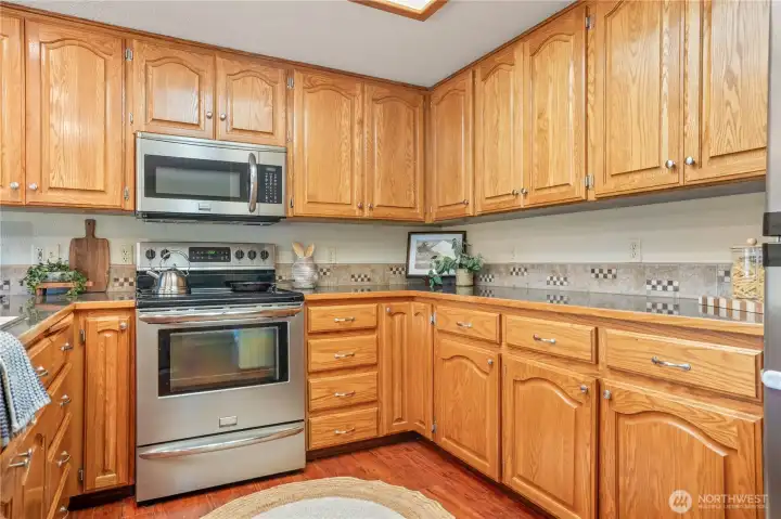 kitchen view. kitchen view.
