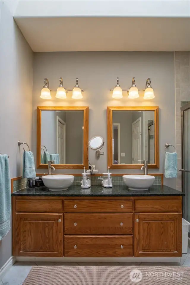 Main Bedroom bathroom