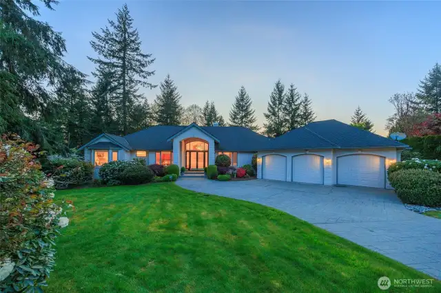 Imagine living this lifestyle where you will enjoy peace & privacy!