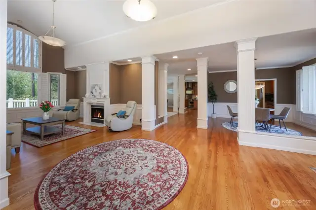 This home is sure to impress with vaulted ceilings and impressive detail.