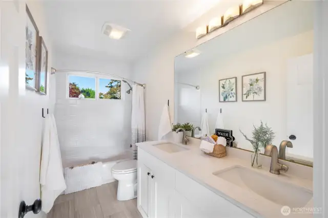 Upper shared bath.