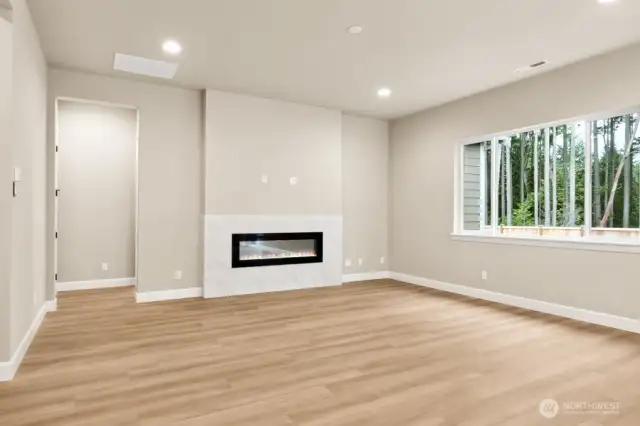 Photo not of actual home