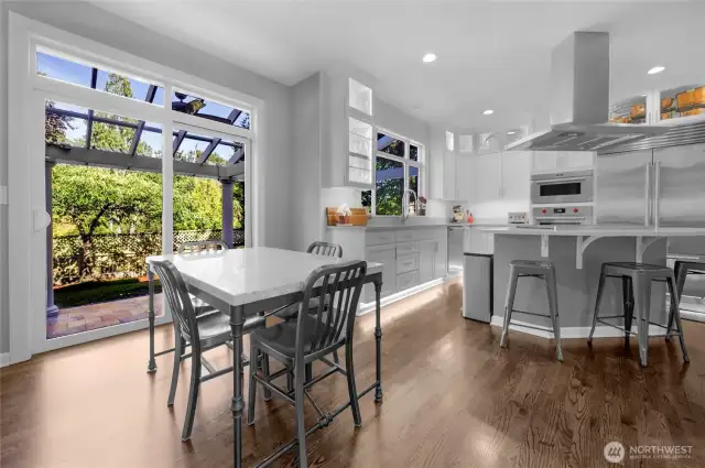 Kitchen eating space
