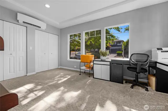 Main floor Bedroom/Office/Den