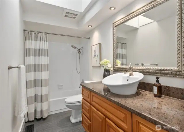 Main floor full bath
