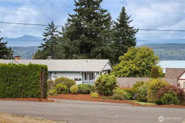 Tucked away, but close to everything with plenty of privacy!!!
