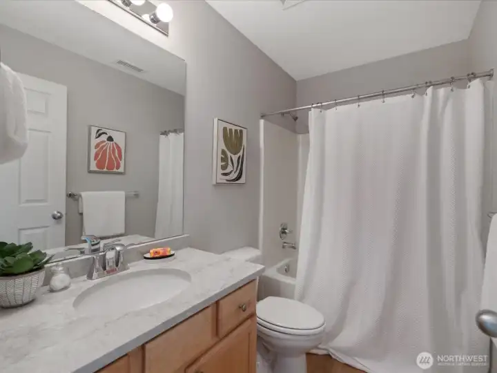 2nd level guest bath