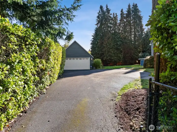 Paved area at top for several cars, boat, RV