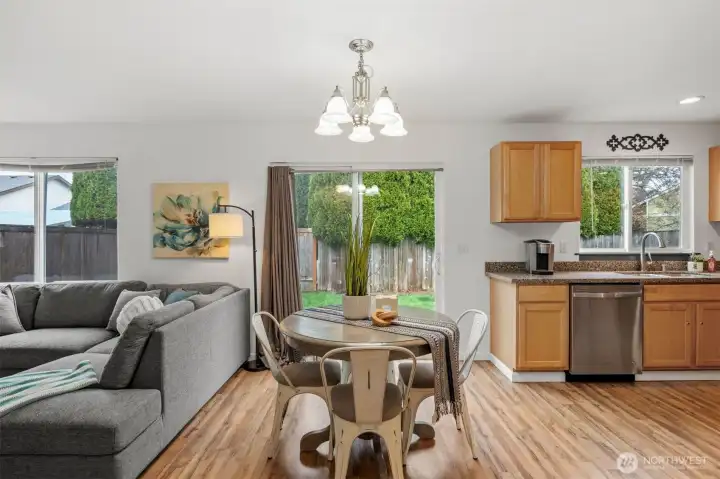 Plenty of room for a breakfast table between the kitchen and family room.
