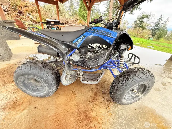 250 Quad, Less than 20 hours on it