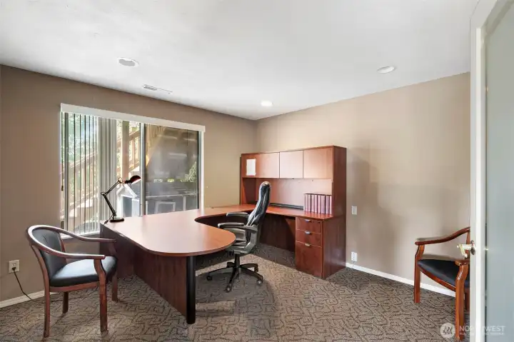 Office Office