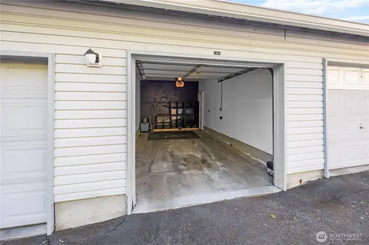 Individual garage #54