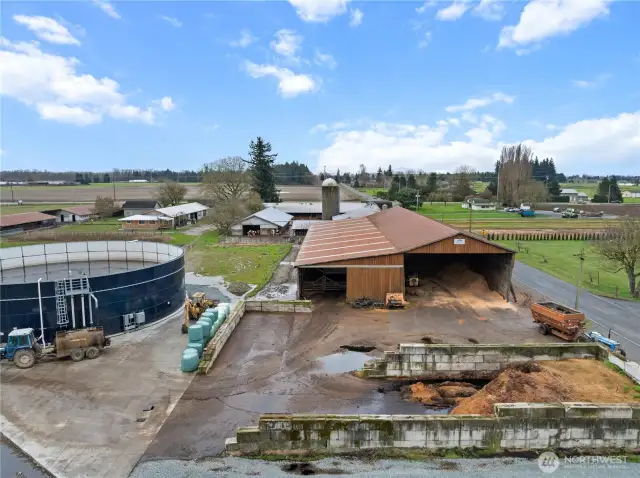 View of the Slurrystore on the L & bunker on the R