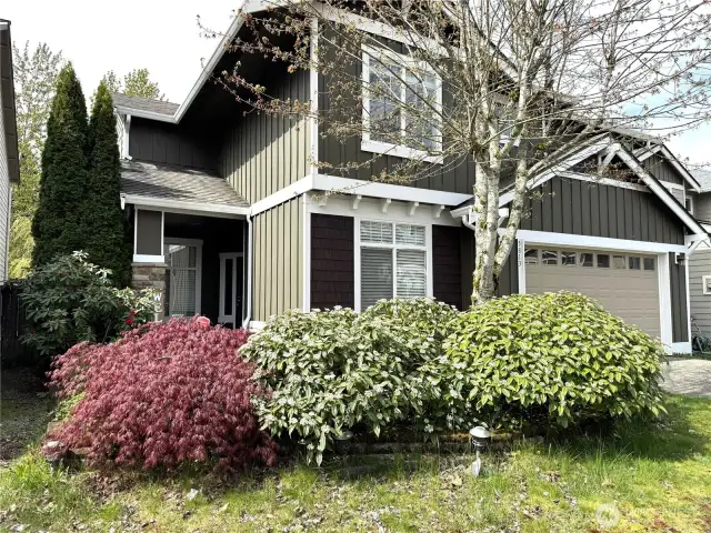 Great home in NE Renton community!