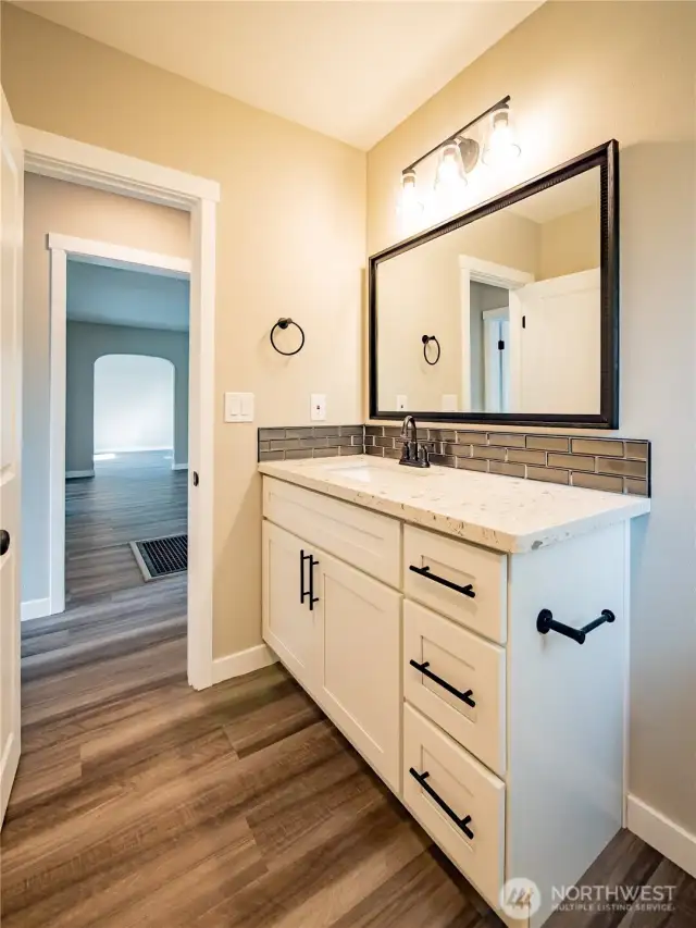 NEW VANITY...WITH GRANITE TOP...NO BIGS!