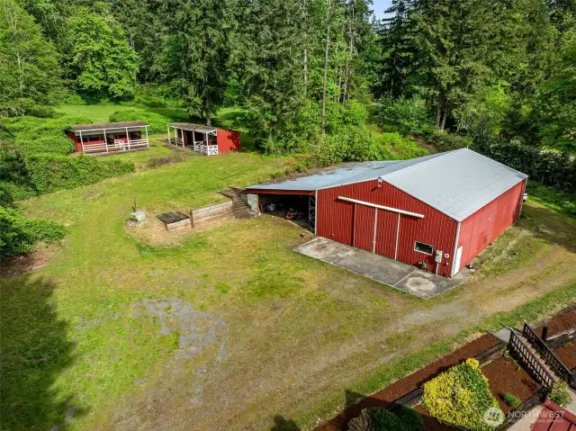 Take a look at the shop and stables!