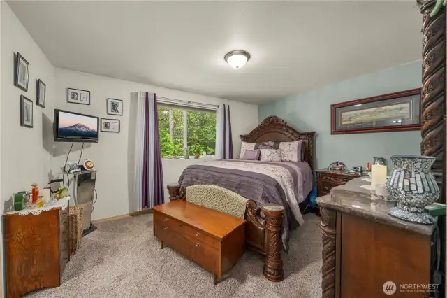 Primary bed
