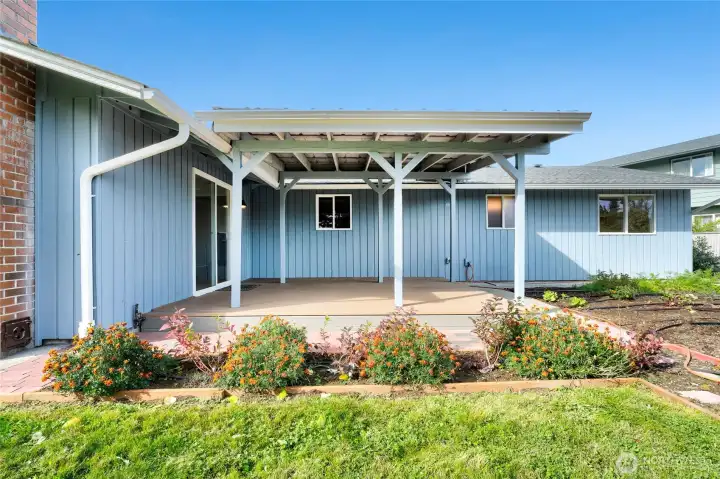 Deck off the back of the rambler