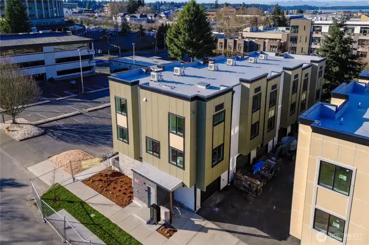 Exterior Corner on 13th