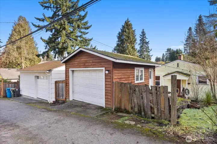 Detached garage - interior