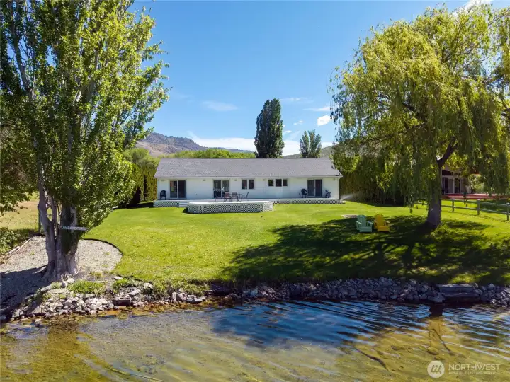 Gorgeous .54 Acre Lakefront property