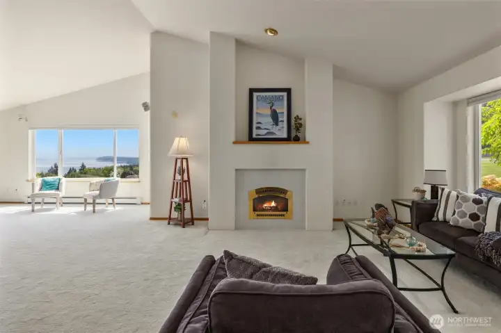 Enter into this open light infused home and feel welcomed!
