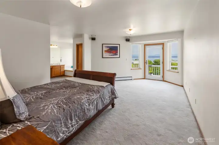 Primary suite with a french door to the deck!