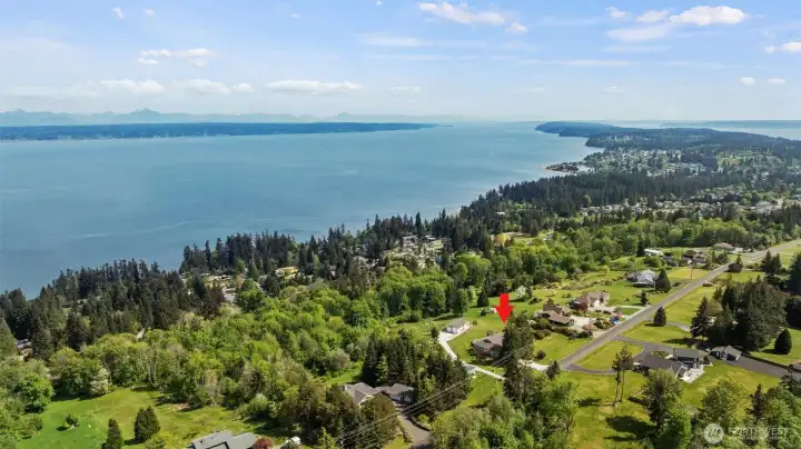 Camano Island is a no-ferry island. Just an easy bridge!