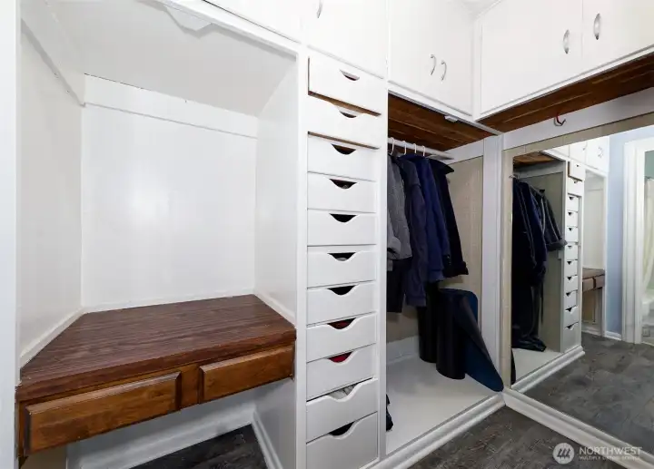 So much built-in storage in the Primary closet! So much built-in storage in the Primary closet!
