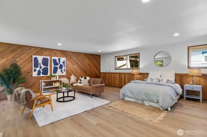 Wait, there's more! There is an additional flex space on the lower level for possible guests or in-law questers? Wait, there's more! There is an additional flex space on the lower level for possible guests or in-law questers?
