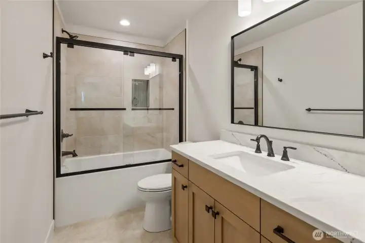 Full bath 2nd floor Hallway Full bath 2nd floor Hallway