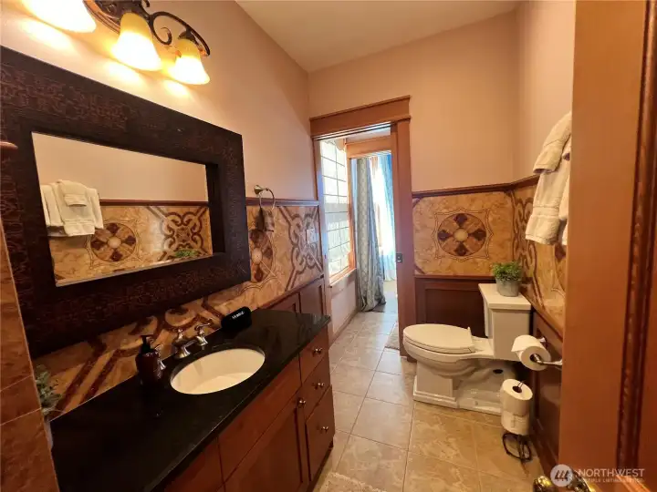 The Admiral's Suite