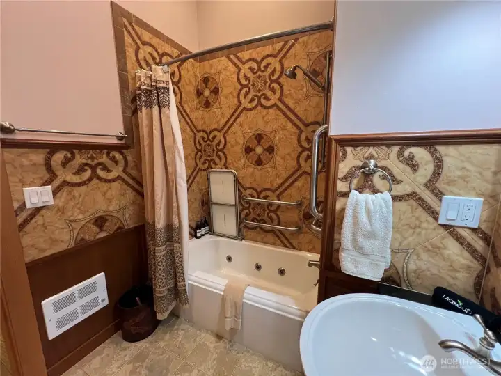 The Captain's Suite