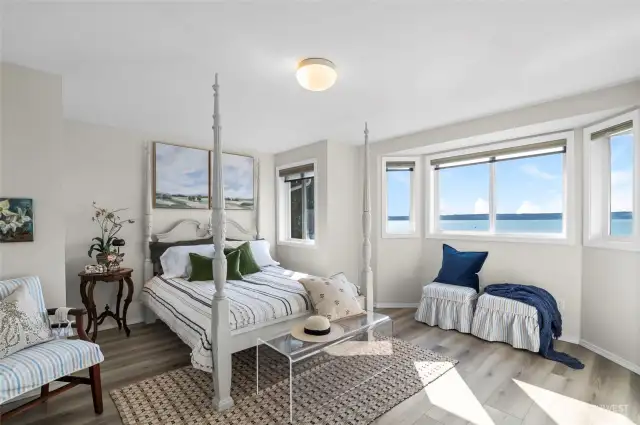 2nd bedroom with views facing westerly