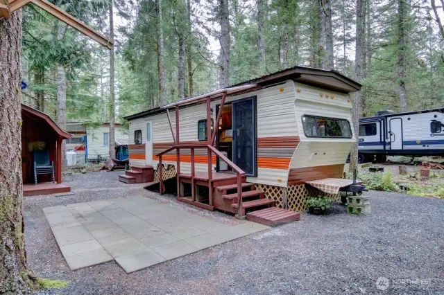 The Glen living with all the amenities