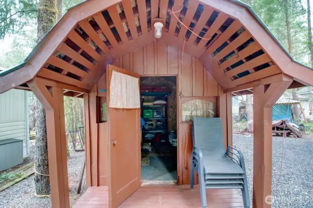 Covered entrance and small porch