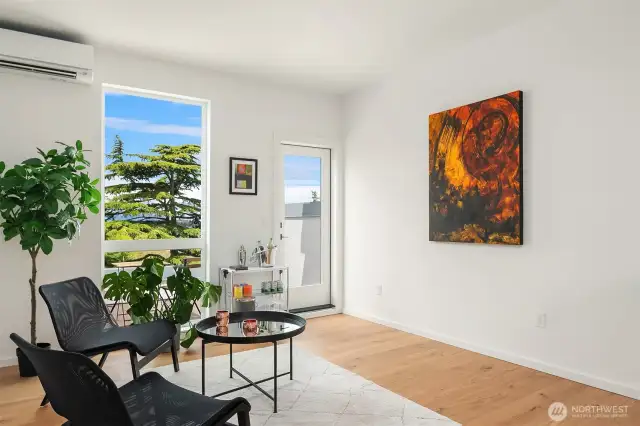 Sky lounge or 3rd bedroom