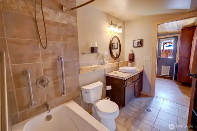 Unit 3 bathroom