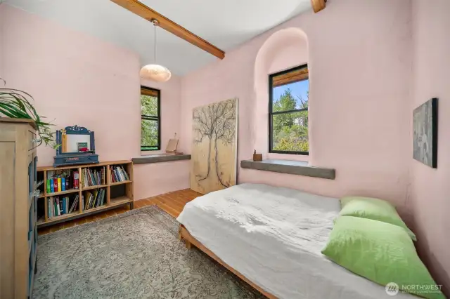 Bedroom #1