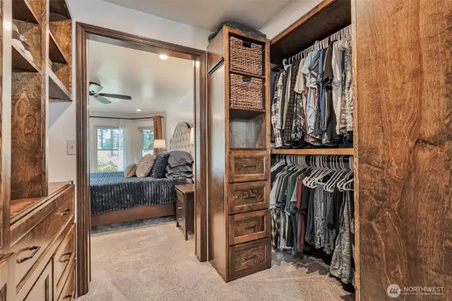Walk in closet