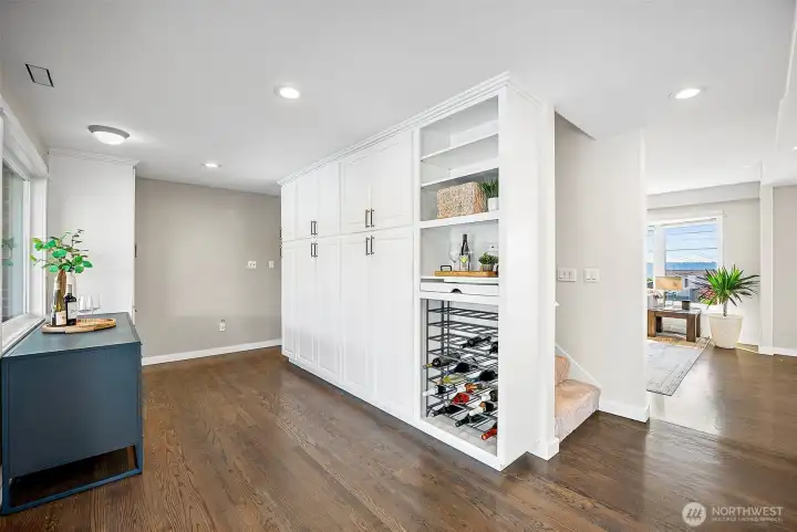 This home as so much storage space!