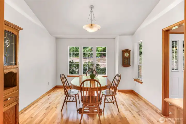 Separate dining room