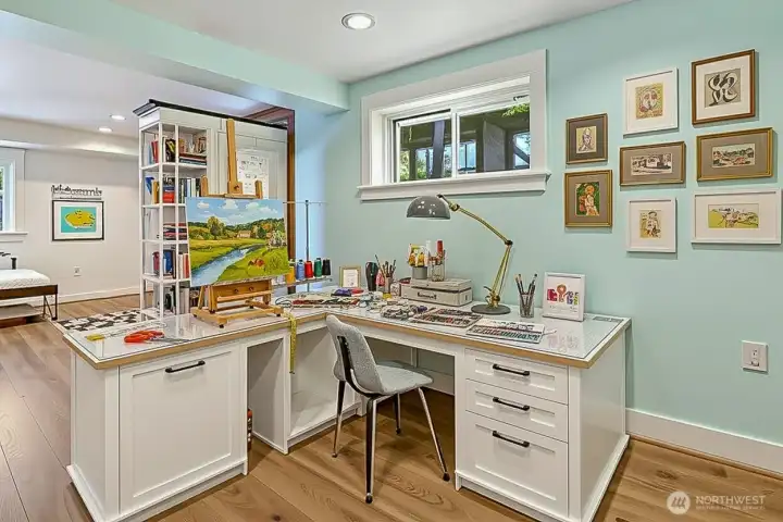 Basement flex room - virtually staged