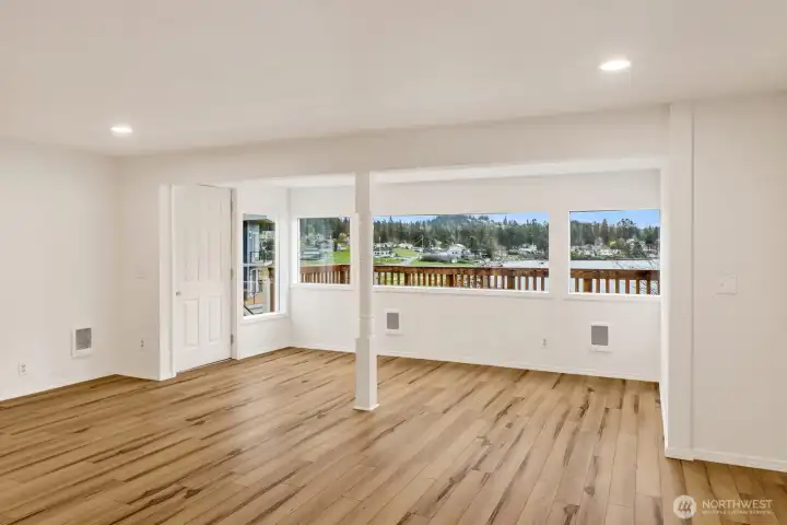 Living Room/Front Window Views