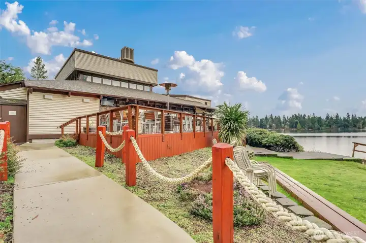 Riviera Lakeshore Restaurant