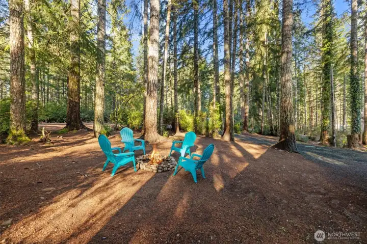 Large corner .26acre lot!