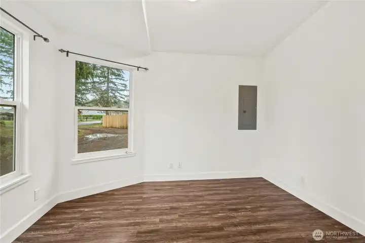 Extra room can be used as an office, guest space, etc.